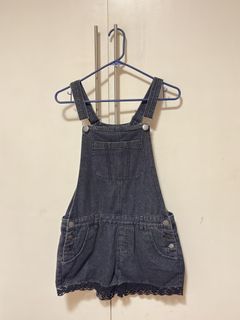 (Category: ) located in . Submitted by acacu (Listing ID 1456682230, Image 1). Description: .