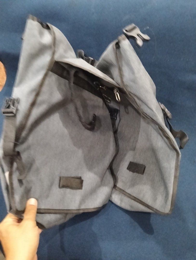 Dahon double pannier bag (Category: Bicycles) located in Malabon City. Submitted by tey-salao-8 (Listing ID 1456721898, Image 2). Description: Malabon city po location.