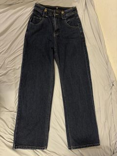 (Category: ) located in . Submitted by lynnle3012 (Listing ID 1456773463, Image 1). Description: .