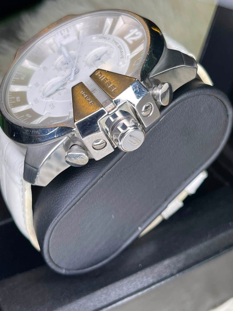 Diesel Mega Chief (Category: Men's Watches) located in Manila. Submitted by -daddyles (Listing ID 1456752541, Image 2). Description: DIESEL Mega Chief DZ4292 Only The Brave Chronograph Watch ✨ • Oversized time piece • Collection: Only The Brave • Reference: DZ-4292 • Movement: Quartz Chronograph • Dial: White textured dial with oversized luminous-style markers • Case: Stainless steel • Strap: White leather strap • Water Resistance: 10 BAR / 100M 