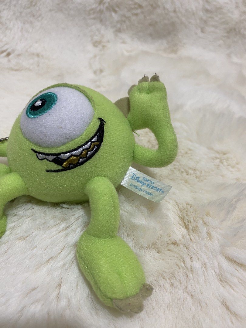 Disney Pixar Mike Wazowski Plush Charm Keychain (Category: Plushies & Soft Toys) located in Kalibo. Submitted by ollie_stuffshop (Listing ID 1456631205, Image 3). Description: Before you send your inquiries: ❗️Last Price is already posted ❗️Manage your expectations, WYSIWYG ❗️May need washing ❗️Shipping day is every Sunday - Cute Mike Wazowski plush keychain - Authentic from Tokyo Disney Resort - Features his signature one eye and grin - Includes