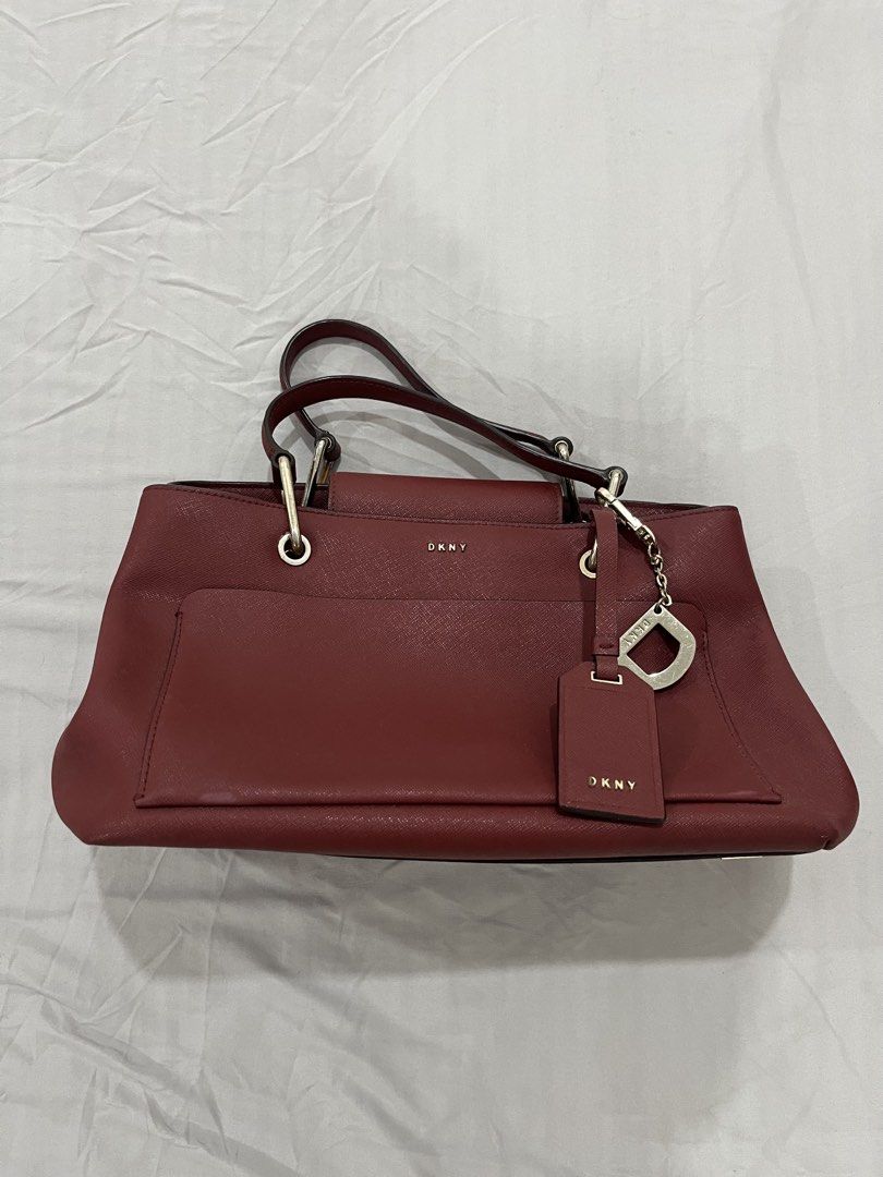 DKNY Red Saffiano Leather Bag (Category: Luxury Bags & Wallets) located in Cotabato. Submitted by nacreous (Listing ID 1456706395, Image 1). Description: .
