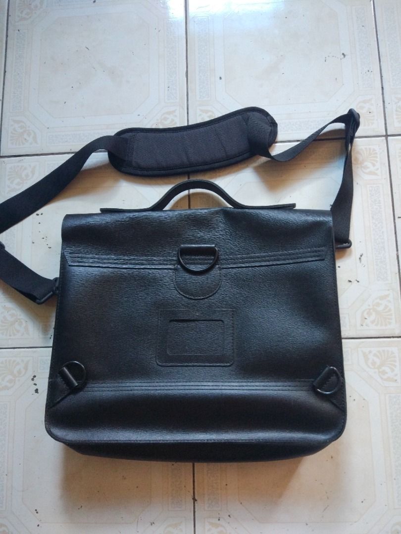 Dr. Martens Leather 2 way Bag (Category: Luxury Bags & Wallets) located in Pasay City. Submitted by denimdude.ph (Listing ID 1456690624, Image 2). Description: satchel and backpack with laptop compartment replaced shoulder strap.
