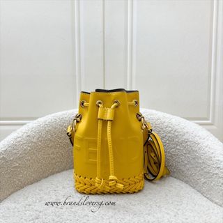 (Category: ) located in . Submitted by brands_lover (Listing ID 1456629367, Image 1). Description: .