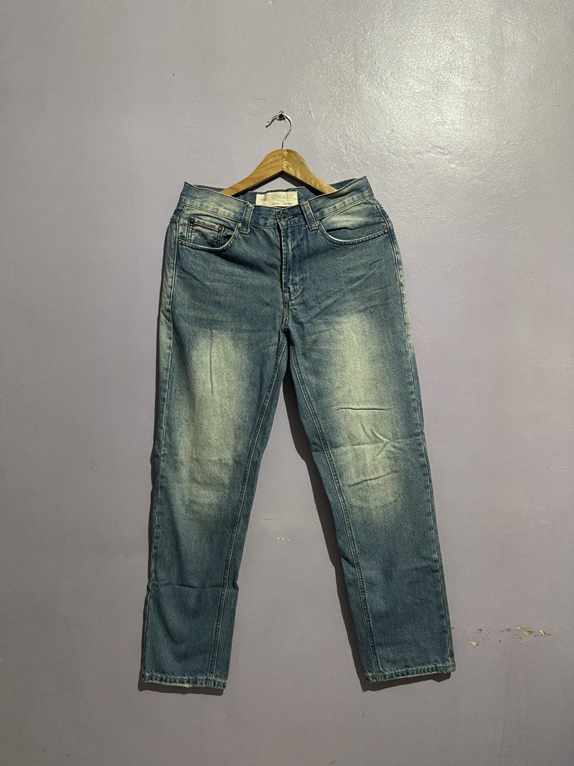 Evisu Bandana Daicock Denim Pants (Category: Jeans) located in Angeles City. Submitted by andreiboughts (Listing ID 1456732798, Image 2). Description: Length: 40 Waist: 29-30 Condition: 9.7/10 Color rate: 9.7/10 Issue (s): Replaced Button Complete Tags ✅ Size 29 on tag .