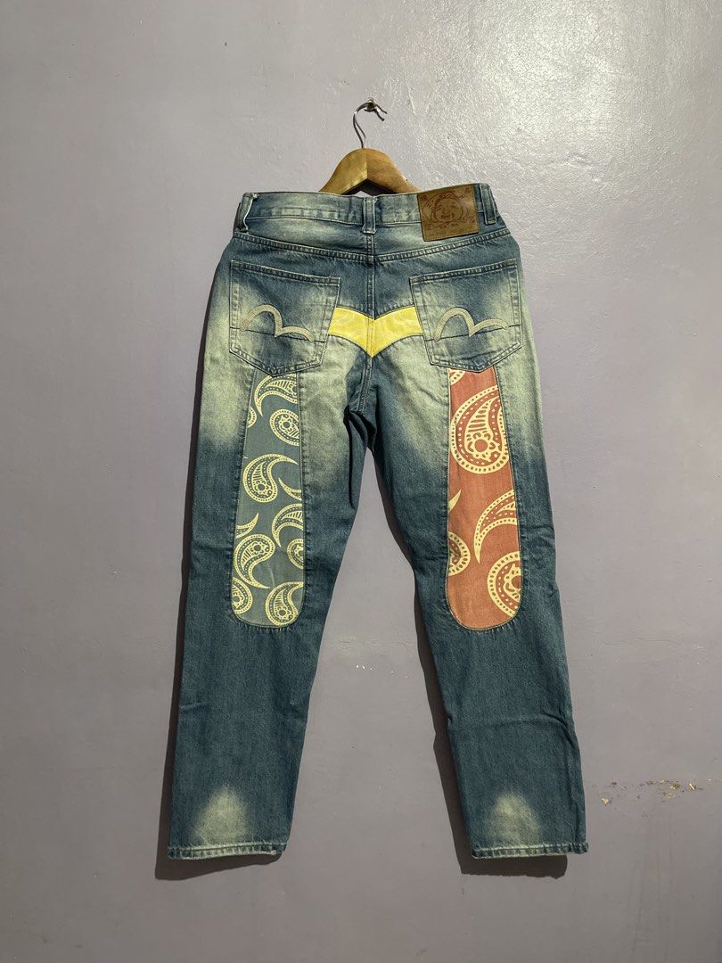 Evisu Bandana Daicock Denim Pants (Category: Jeans) located in Angeles City. Submitted by andreiboughts (Listing ID 1456732798, Image 1). Description: Length: 40 Waist: 29-30 Condition: 9.7/10 Color rate: 9.7/10 Issue (s): Replaced Button Complete Tags ✅ Size 29 on tag .