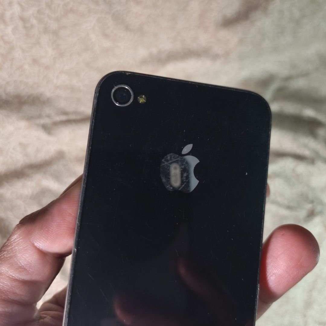 For Parts Only Iphone 4s (make an offer) (Category: Others) located in Cavite. Submitted by donyachuHandicraft (Listing ID 1456638357, Image 3). Description: For Parts Only Iphone 4s (make an offer) Please view all photos before purchasing Pay Tru Gcash Sf tru Gogoexpress / Lalamove Sf c/o by the buyer.