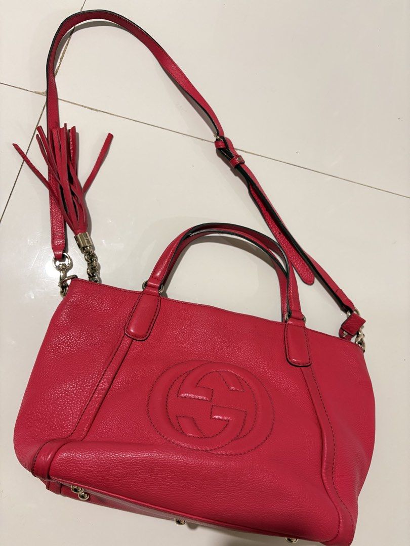 Gucci Soho Convertible Top Handle Bag (Category: Luxury Bags & Wallets) located in Manila. Submitted by beiya_a (Listing ID 1456778876, Image 2). Description: Size: Medium Condition: Very good. Loss of of shape on rear. Moderate cracking on strap wax edges, marks in interior, very minor scratches and discoloration on hardware. Accessories: With Strap Measurements: Handle Drop 4.5", Height 9", Width 10", Depth 5", Strap Drop 20-22" Exterior Materi