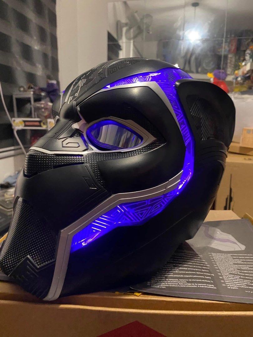HASBRO BLACK PANTHER HELMET 1:1 (Category: Western Merchandise) located in Paranaque City. Submitted by icko007 (Listing ID 1456613903, Image 3). Description: BLACK PANTHER HELMET 1:1 MARVEL LEGENDS HASBRO CONDITION: BIB WORKING LIGHTS PRICE 3999 NALANG LAST PRICR!! LOCATION: PARANAQUE PAYMENT: GCASH SHIPPING: LALAMOVE/LBC.