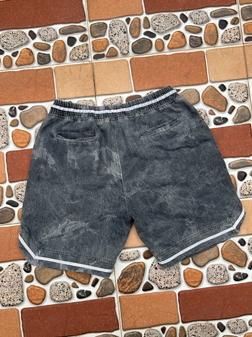 Heavy flame style shorts (1807 brand) (Category: Shorts) located in Polangui. Submitted by thriftgineer001 (Listing ID 1456678625, Image 3). Description: -details are in each pic -color varies due to lighting (ipad camera used).