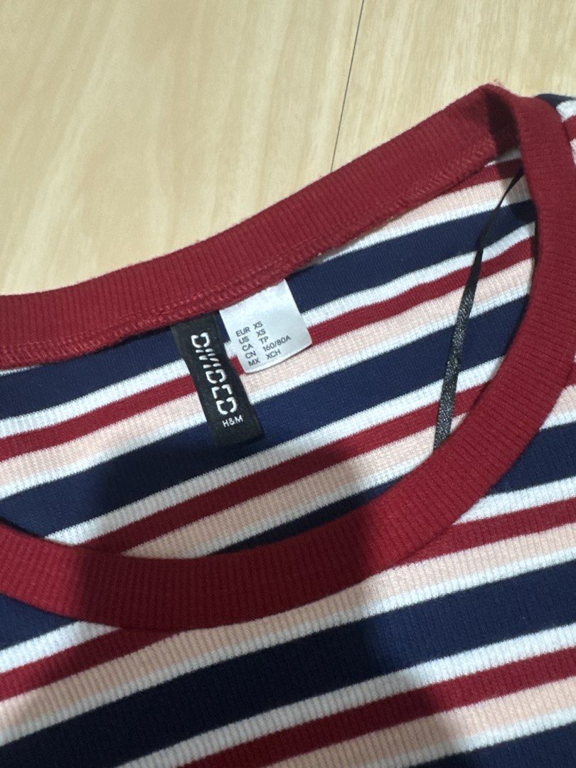 H&M Divided Striped Long Sleeve Top (Category: Longsleeves) located in Manila. Submitted by sumisloveditems (Listing ID 1456772527, Image 3). Description: H&M Divided long-sleeved top size: XS P150 Mode of payment: Gcash Gotyme Mode of delivery: J&T SDD.