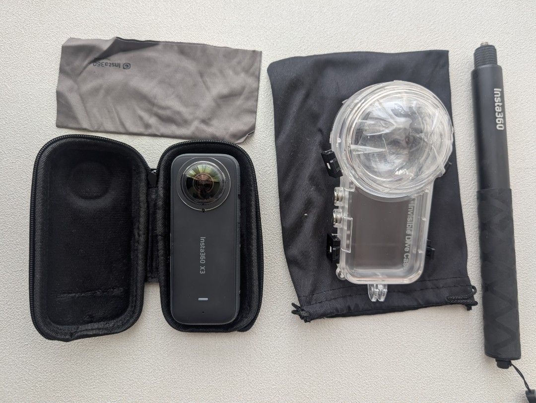 Insta360 x3 (Category: Cameras) located in Singapore. Submitted by sebastian80 (Listing ID 1456650708, Image 3). Description: - Insta360 X3 360 camera - Comes with dive case - Includes selfie stick and multiple accessories - Ready for your next adventure.