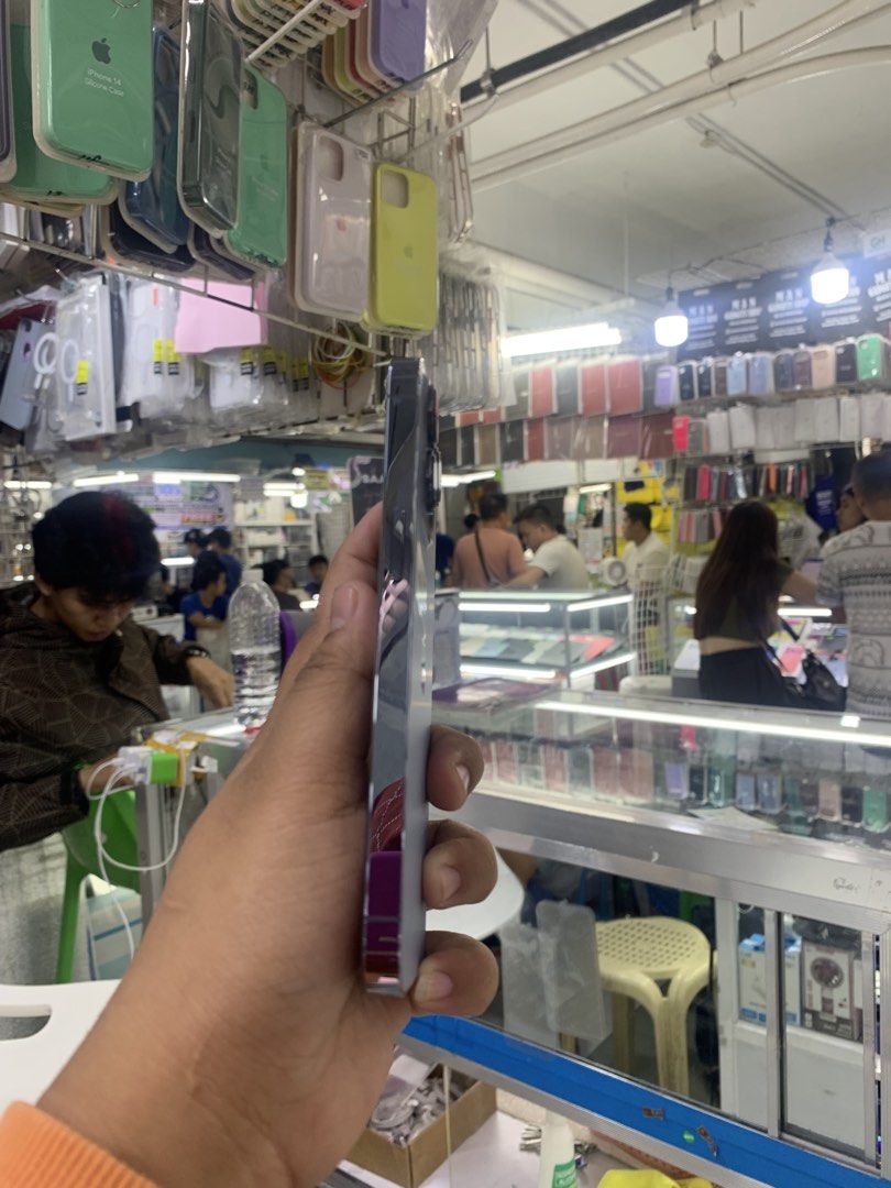 iPhone 13 Pro 512GB Factory Unlock No Issue Secondhand (Category: iPhone 13 Series) located in Pasig City. Submitted by FarAndRayShop (Listing ID 1456658187, Image 2). Description: OPEN FOR SWAP/SELLING/BUYING (RFS: Buy and Sell) Price: 27,499 iPhone 13 Pro 512GB •FACTORY UNLOCK •NO HIDDEN ISSUES •TEST TO SAWA •Authentic Phone Physical store in Greenhills Shopping Center XD-14 Stall Number Look For Rayray Or Anika NO CASH INSTALLMENT We are open 