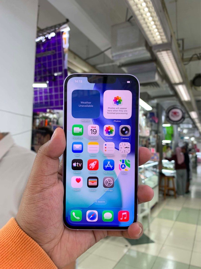 iPhone 14 256GB Factory Unlock No Issue Secondhand (Category: iPhone 14 Series) located in Pasig City. Submitted by FarAndRayShop (Listing ID 1456652669, Image 2). Description: OPEN FOR SWAP/SELLING/BUYING (RFS: Buy and Sell) Price: 24,499 iPhone 14 256GB •FACTORY UNLOCK •NO HIDDEN ISSUES •TEST TO SAWA •Authentic Phone Physical store in Greenhills Shopping Center XD-14 Stall Number Look For Rayray Or Anika NO CASH INSTALLMENT We are open also for