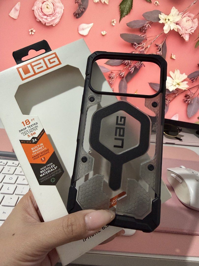IPHONE 17 PRO MAX CASE /UAG Pro Pathfinder Magsafe Ash/Black (Category: Cases & Sleeves) located in Cavite. Submitted by daylightsolitude (Listing ID 1456619803, Image 3). Description: Brand New Sinukat lang Orig price: 2,790 Bought at Power Mac Center 📍Imus, Cavite.