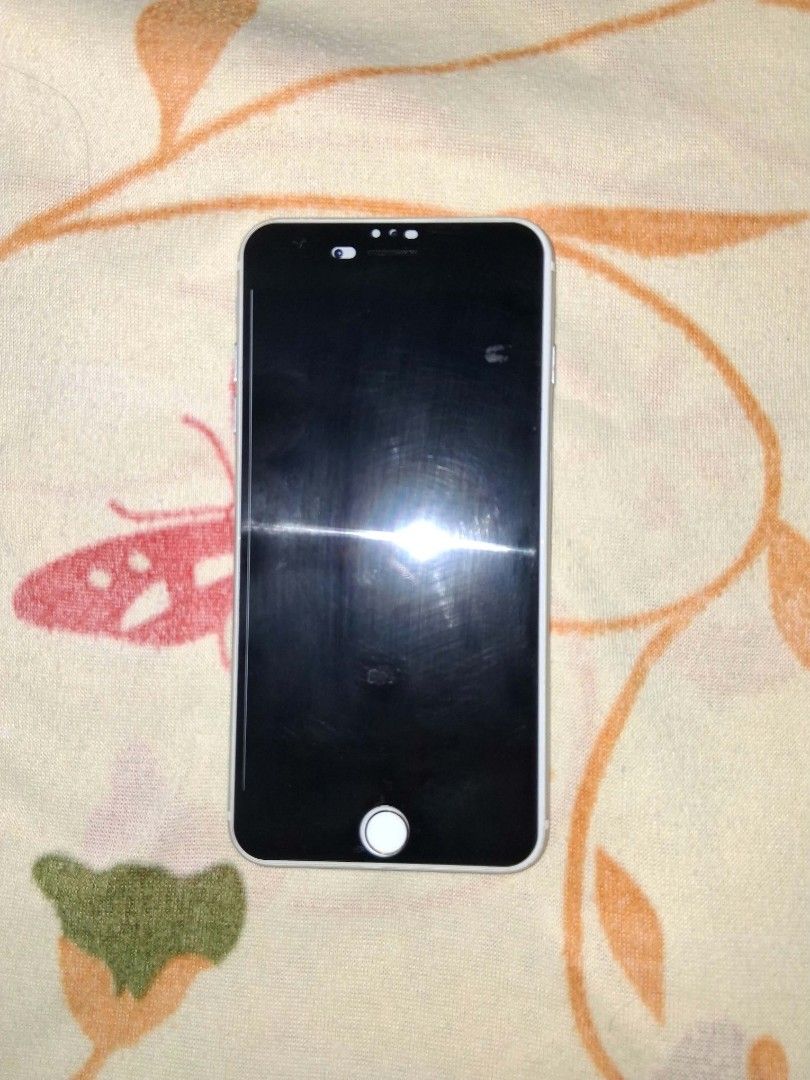SALE/SWAP Iphone 7 plus 128gb Silver (Category: iPhone 7 Series) located in Lipa City. Submitted by heyjude89 (Listing ID 1456658985, Image 2). Description: 📱 iPhone 7 Plus Silver 128gb FOR SALE OR SWAP Details: • May small dents/minor signs of use • Issue: shaky back cam, can't open wifi (motherboard chip issue) pero pwede sa data pero nagloloko din • No box included • Inclusions: cable wire + case 📌 RFS: Need money ✅ Pwedeng-pwede as extra/ba