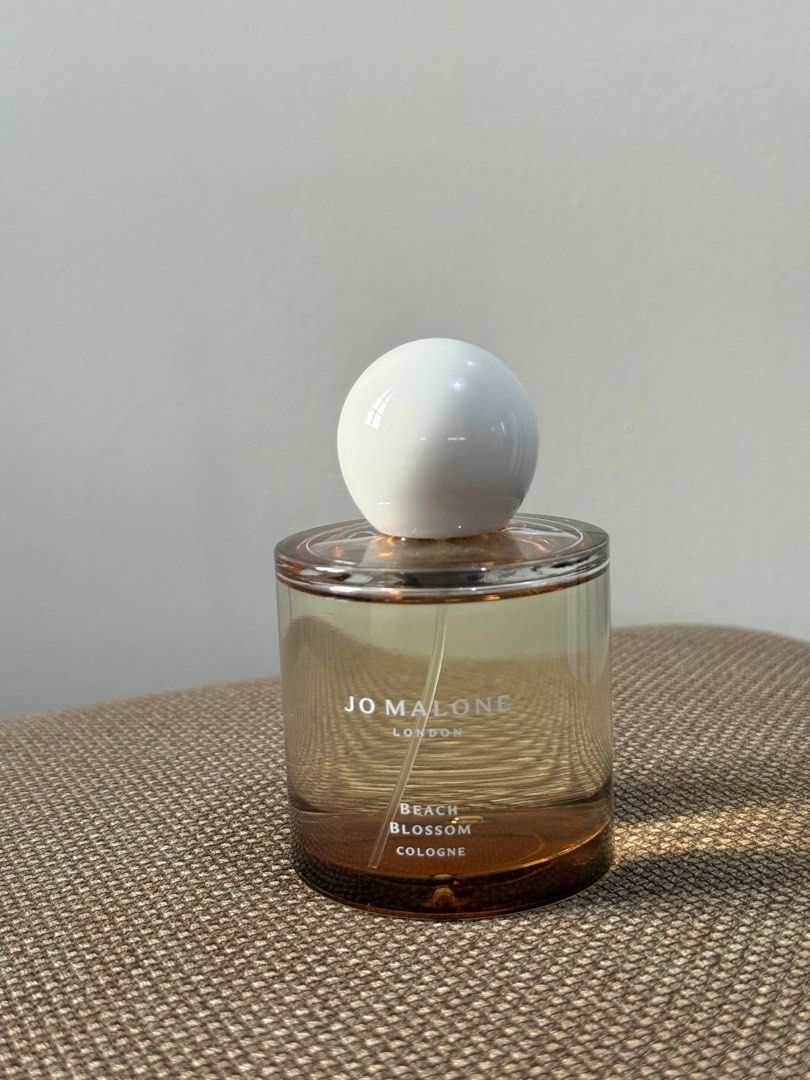 Jo Malone Beach Blossom 100 ml (limited edition) (Category: Fragrance & Deodorants) located in Makati City. Submitted by prebykris (Listing ID 1456692023, Image 1). Description: Barely used limited edition Jo Malone beach blossom from Jo Malone Greenbelt, Dec 2025. Original price is 10,300. Fragrance Notes Top Notes: Lime and mint Heart Note: Coconut water Base Note: Tonka bean .