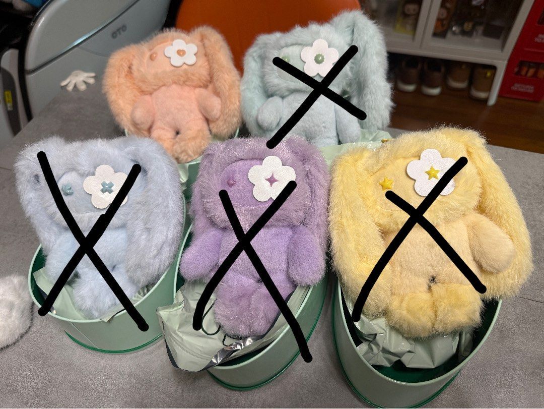 Juju Easter 公仔 （分類：絨毛玩具）位於 Hong Kong。 由 angel_218 提交（商品編號 1434510727，圖片 1）。簡介： Juju Easter 公仔全新，鐵罐Sticker全部都齊 橙色HK 249每隻 主要面交/也可順豐（運費到付） 鐵路沿線 地點可再夾 。