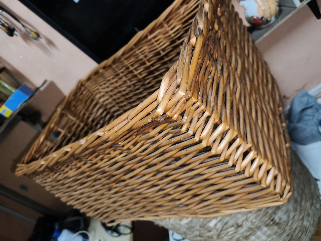Large Wicker Storage Basket (Category: Storage Boxes & Baskets) located in Manila. Submitted by reascheyss51406 (Listing ID 1456693902, Image 3). Description: - Made from natural wicker - Ideal for storing blankets, toys, or household items - Adds a rustic charm to any space - Generous dimensions.
