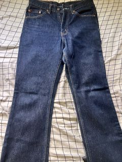 (Category: ) located in . Submitted by johnlenon77 (Listing ID 1456606682, Image 1). Description: .