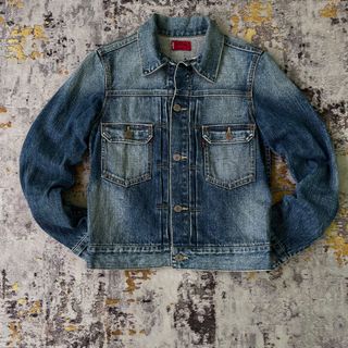 (Kategori: ) berada di . Dikirim oleh chopperthrift (ID iklan 1456768739, Gambar 1). Deskripsi: .