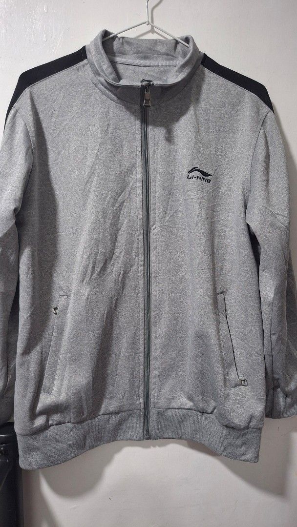 Li Ning drifit breathable jacket (Category: Coats, Jackets and Outerwear) located in Quezon City. Submitted by _helpmedeclutter (Listing ID 1456722546, Image 1). Description: .