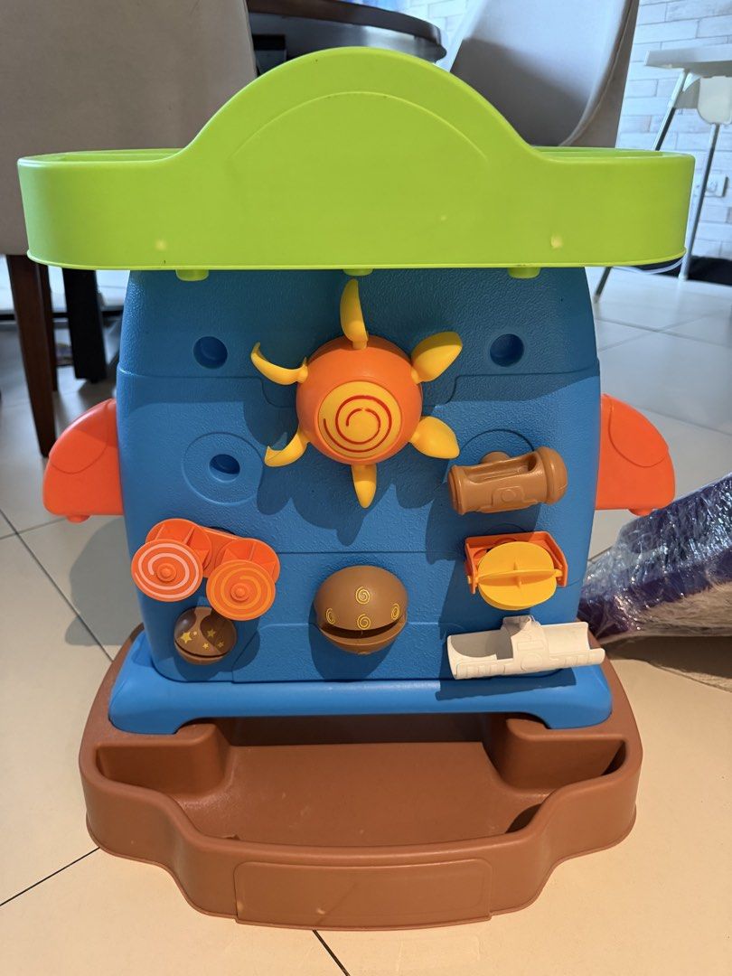 Little Fat Hugs Space Water (Category: Infant Playtime) located in Mandaluyong City. Submitted by mamaseller1829 (Listing ID 1456697356, Image 2). Description: - Fun space-themed activity center for toddlers - Interactive elements: spinning gears, slide, rocket ship figure - Promotes motor skill development and imaginative play - Easy to assemble and clean Used once or twice only, but stored for almost a year. Bought for ₱3150, selling for ₱800 o