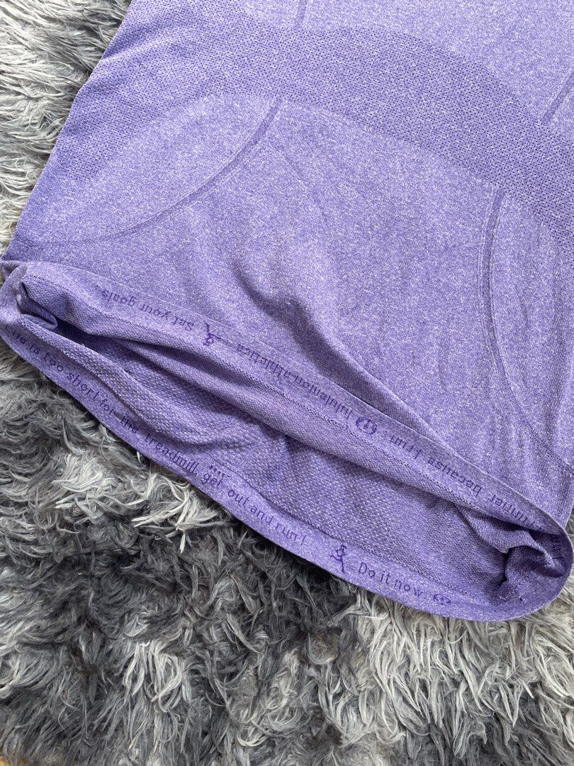 Lululemon (Category: Shirts) located in Daraga. Submitted by pangs192325 (Listing ID 1456623507, Image 3). Description: Lululemon Size Medium Like new No issue Location Bicol Albay Free shipping .