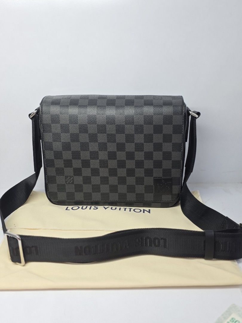 LV Damier Graphite Messenger Bag (Category: Luxury Bags & Wallets) located in Antipolo. Submitted by aaliyahs.closet2 (Listing ID 1456736271, Image 1). Description: ALL MUST GO. DECLUTTERING MY PERSONAL BAGS. Self-Authentication. Strictly 2days Reservation Only. Sending Offer means, you are decided to purchase the item. After Offer received, it is automatically Reserved. No returns, no exchanged. Location: Antipolo, City Shipment via: Lalamove LB