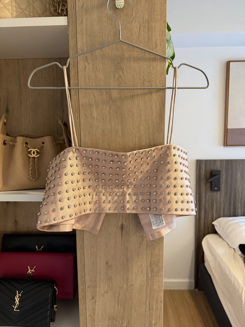 Mango swarovski set pink (Category: Sets or Coordinates) located in Mandaluyong City. Submitted by erinhadap (Listing ID 1456684146, Image 1). Description: .