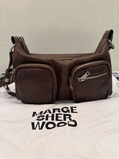 （分類：）位於 。 由 lllaela 提交（商品編號 1456726300，圖片 1）。簡介： 。
