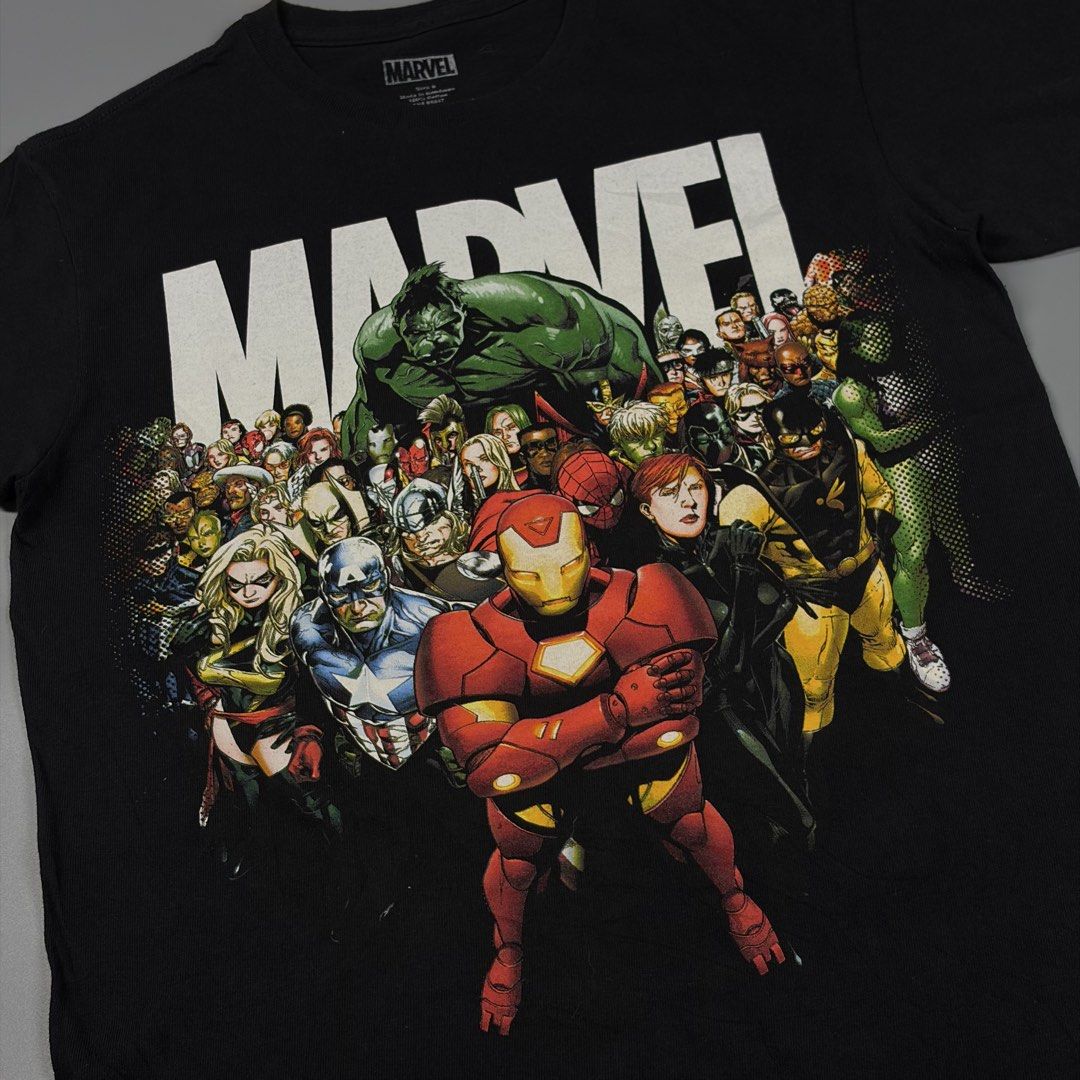 Marvel (Category: Activewear) located in Cavite. Submitted by onebeancent (Listing ID 1456618874, Image 3). Description: 🔘M4r.V3L Size: Small Dimension: 18" Width | 26" Length Color: Black Color Rate: 9.8/10 Issue: None Condition: Excellent to New Price: 380php Additional Shipping Fee (J&T Small Pouch) 75php Luzon 100php visayas 120php mindanao.