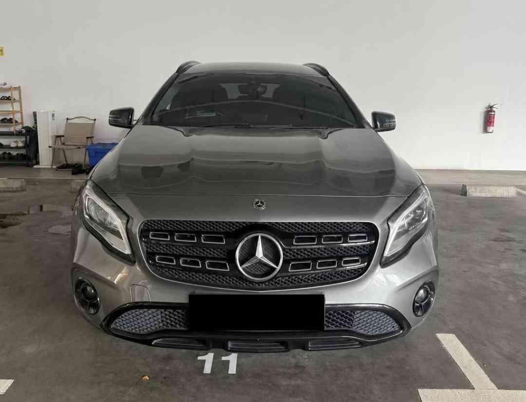 Mercedes-Benz GLA-Class 2014 GLA180 Urban Edition [2019] (A) (Category: Used Cars) located in Singapore. Submitted by monstermotors. (Listing ID 1456678130, Image 1). Description: Popular Compact SUV. Major Servicing Just Done. Wear & Tear Replaced Accordingly. Inspection Welcome Too. Financing Available. Contact Us Sales Contact: Austin - tel:86666639 .