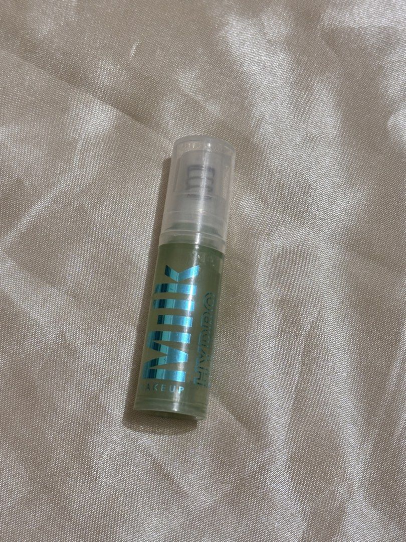 Milk Makeup Hydro Grip Primer Mini 4ml (Category: Makeup) located in Leyte. Submitted by modernpersephone (Listing ID 1456708697, Image 1). Description: - Mini size Milk Makeup Hydro Grip Primer 4ml - Keeps makeup locked in place for long-lasting wear - Perfect for travel or trying out the product.