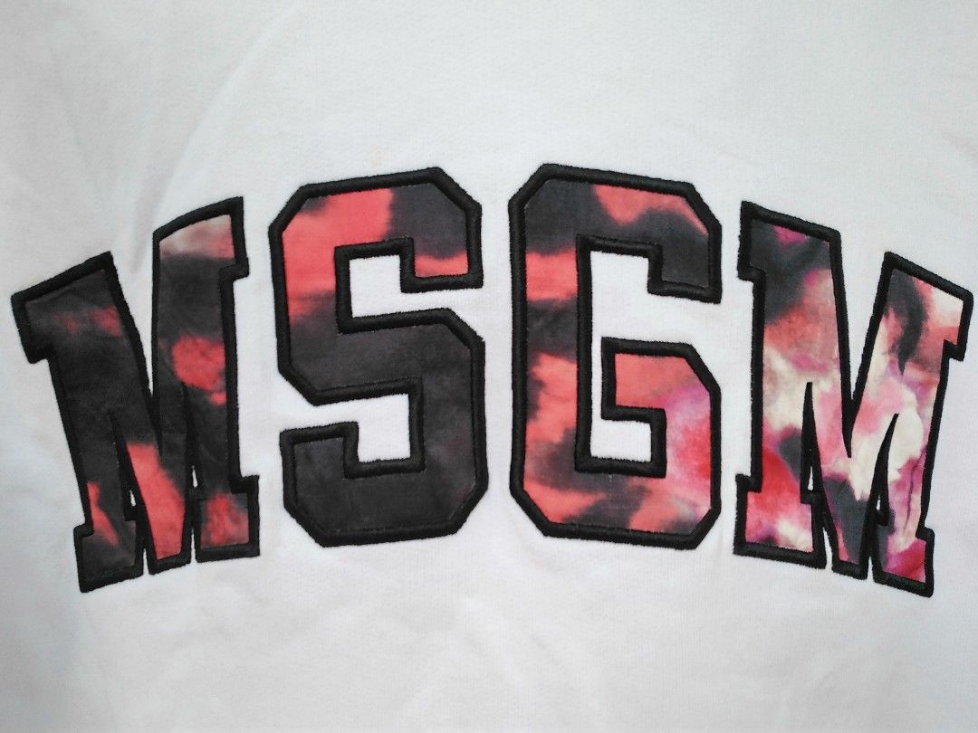 MSGM (Category: Coats, Jackets and Outerwear) located in General Santos City (Dadiangas). Submitted by evolveorrepeat (Listing ID 1456647551, Image 3). Description: Msgm striking arched red-and- black floral graphic short length jacket hoodie Size small on tag Pit to pit 23 L" 23.5 Detais posted Dm to purchase!.