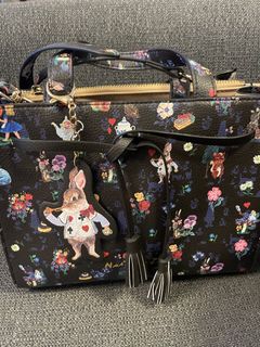 （分類：）位於 。 由 fionatss 提交（商品編號 1456702208，圖片 1）。簡介： 。