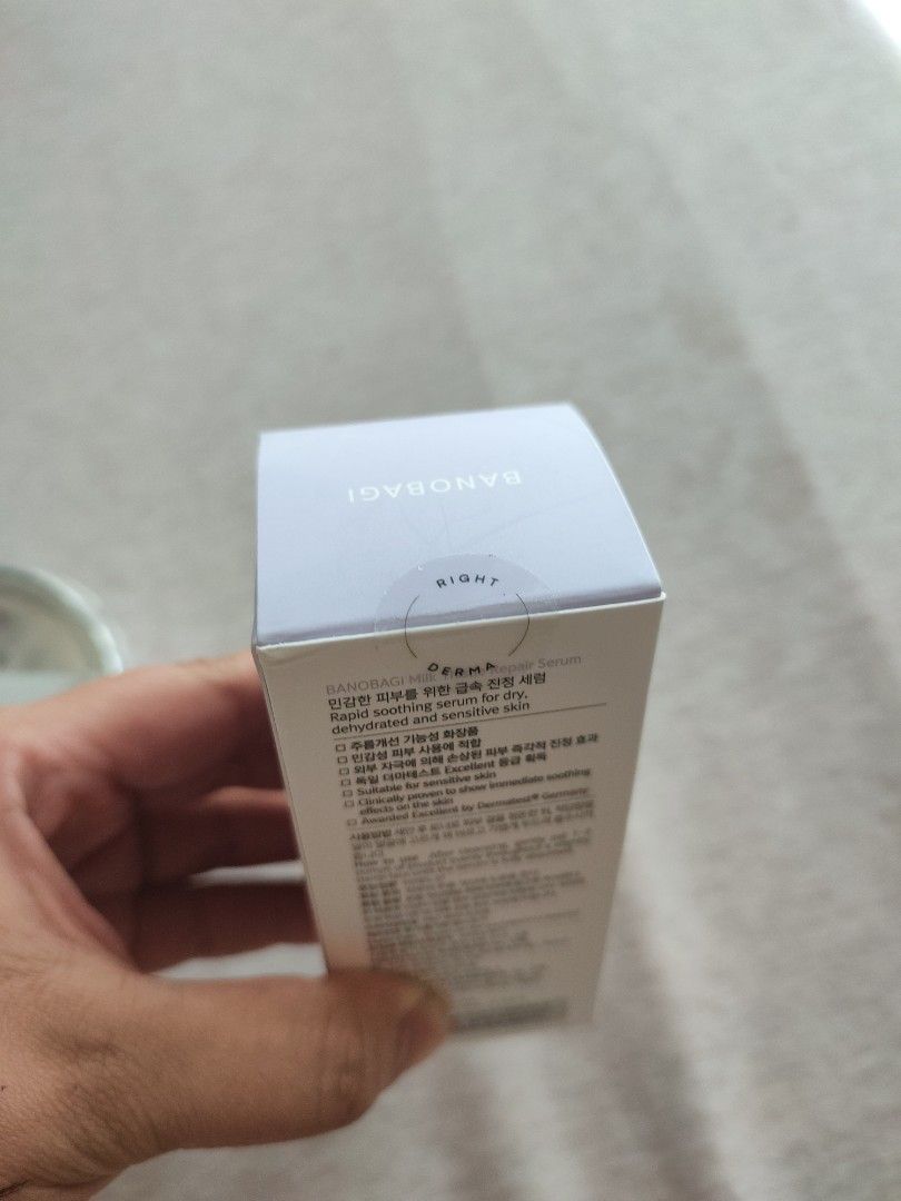 Banobagi Serum + Lindsay Mask (Category: Face Care) located in Pasig City. Submitted by tidymycloset (Listing ID 1456650353, Image 3). Description: SELLING BOTH ITEMS TOGETHER ONLY. Banobagi Serum + Lindsay Mask Both items shipped from Korea. Banobagi is a Korean high-end derma clinic brand. Serum has a soothing formula with no actives. Suitable for acne-prone, sensitive, or reactive skin and for soothing after laser/in-clinic treatments. Origina