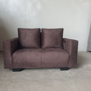 (Category: ) located in . Submitted by unearthstore (Listing ID 1456647956, Image 1). Description: .