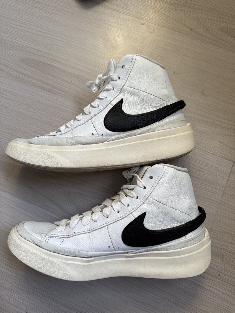 AUTHENTIC Nike Blazer Phantom Mid (Category: Casual Shoes) located in Pasig City. Submitted by kfreed (Listing ID 1456689348, Image 2). Description: AUTHENTIC Nike Blazer Phantom Mid Bought and ordered in USA Size: US9 / EU42.5 Used for walking only .