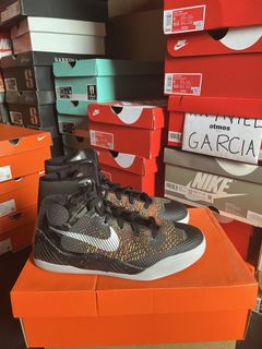(Category: ) located in . Submitted by rr.sneakerstash (Listing ID 1456738523, Image 1). Description: .