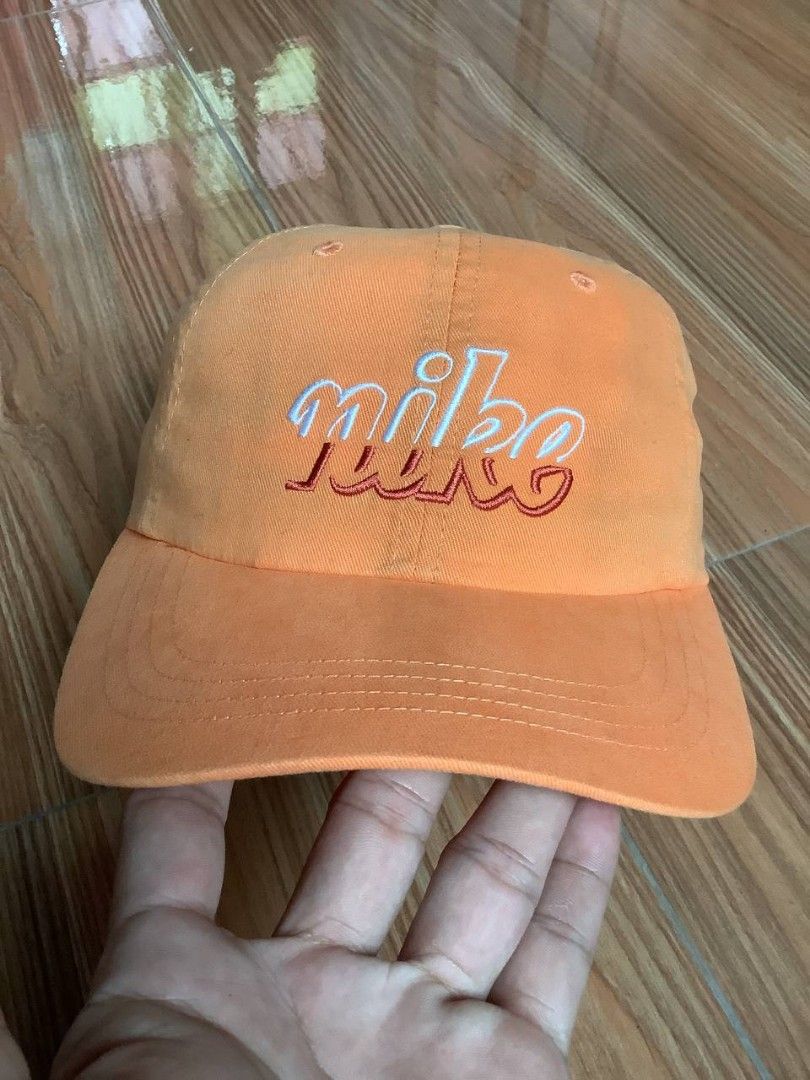 Nike Running Cap (Category: Caps & Hats) located in Canaman. Submitted by stayhypethrifted (Listing ID 1456701194, Image 2). Description: .