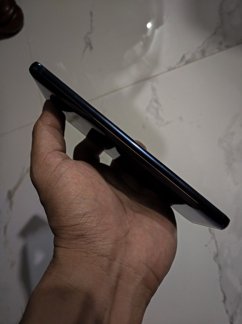 Nokia 9 PureView (Category: Android Others) located in General Trias. Submitted by mervcorner (Listing ID 1456766542, Image 3). Description: Nokia 9 PureView Original. No history of repair. Not refurbished. Openline to all networks. Issue: Battery (need replacement) Battery has been replaced 2x eversince I bought this unit considering its age. Walang glue ang back cover kaya madali lang maglagay ng bagong battery. SELLING AS IS. Hindi sya for par
