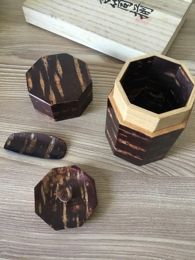 Octagonal cherry bark tea caddy set (Category: Coffee & Tea Tableware) located in Manila. Submitted by declutteringpixie (Listing ID 1456611334, Image 1). Description: For your dried loose leaf teas and herbs Lovely material for a tea caddy— cherry bark, so extra! :) Boxed set perfect for gifting Looks unused Ships from QC.