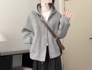 (Category: ) located in . Submitted by hehe_haha_hihi (Listing ID 1456626123, Image 1). Description: .