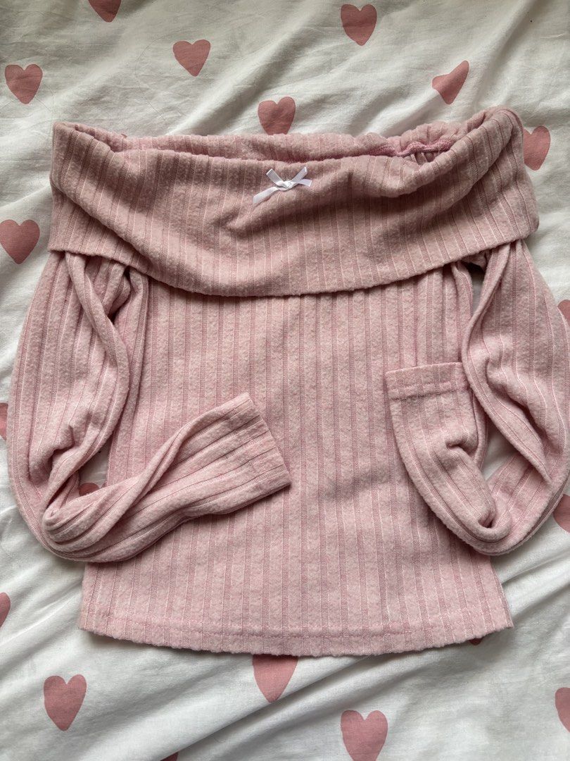 Pink Longsleeve (Category: Others Tops) located in Manila. Submitted by sg.prelovedclothesnstuffs (Listing ID 1456613037, Image 1). Description: .