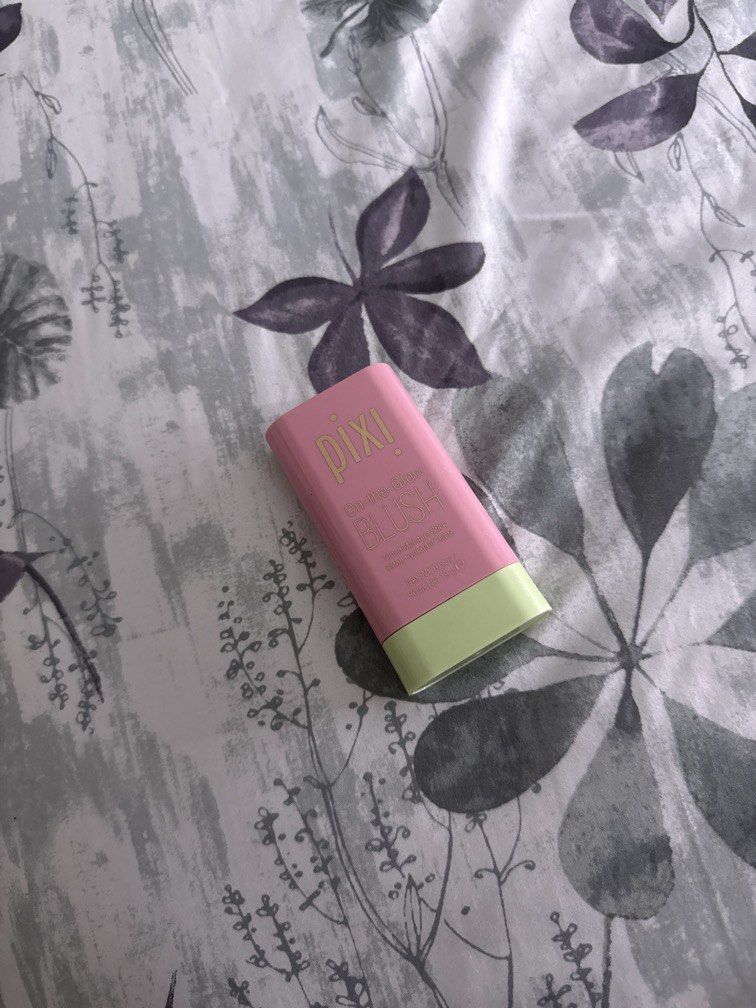 Pixi blush (Category: Makeup) located in Imus. Submitted by diana2999 (Listing ID 1456702747, Image 1). Description: Shade- fleur Lightly used .