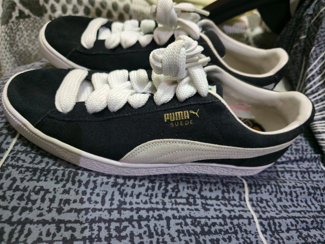 Puma Suede Classic Black White Shoes (Category: Sneakers) located in Cabuyao City. Submitted by spirikutuk41206 (Listing ID 1456642651, Image 3). Description: For Sale!! Puma Suede Classic XXI (size 10 US) -with extra black lace -cleaned professionally -used/worn few times with care -no more box but will provide dust bag *meet up within cabuyao laguna *if shipping will be shouldered by the buyer.