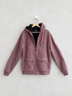 (Category: ) located in . Submitted by canadafashiondepot (Listing ID 1456623991, Image 1). Description: .