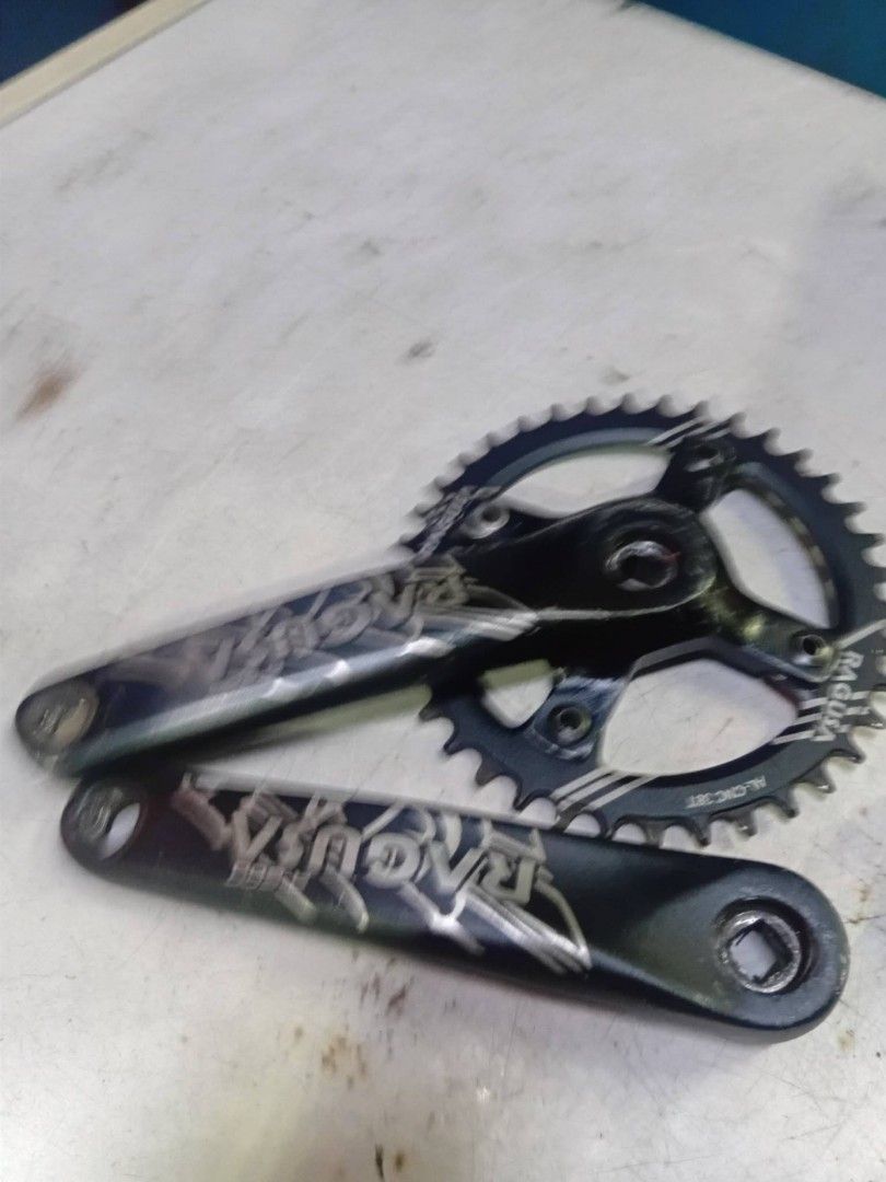 Ragusa Bicycle Crankset with Chainring (Category: Bicycles) located in Manila. Submitted by bitchessss (Listing ID 1456776432, Image 2). Description: Ragusa crankset with chainring. Minor scuffs, good working condition. Ready to install..