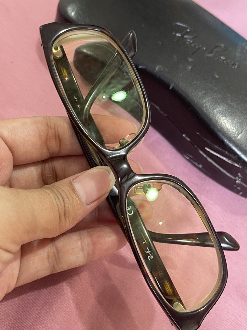 rayban eyeglass size 55-15 (Category: Sunglasses & Eyewear) located in Cabiao. Submitted by imeon13 (Listing ID 1456736090, Image 3). Description: unisex Maluwag temple.
